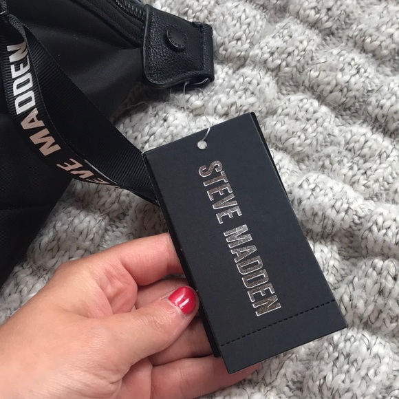 Steve Madden With Tags Belt Bag Fanny Pack - Picture 2 of 4